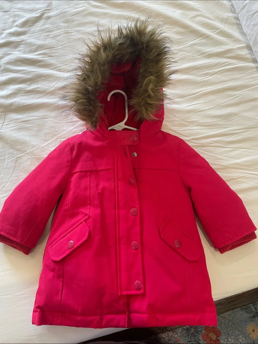 Gap 12-18 month toddler Hot Pink Hooded Winter Coat with Faux Fur Trim LIKE NEW